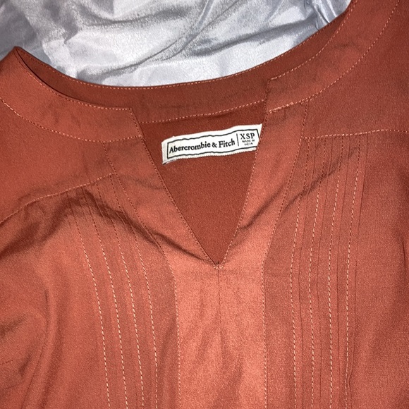Dark peach Abercrombie & Fitch blouse with lace detailing size xs - Picture 4 of 6